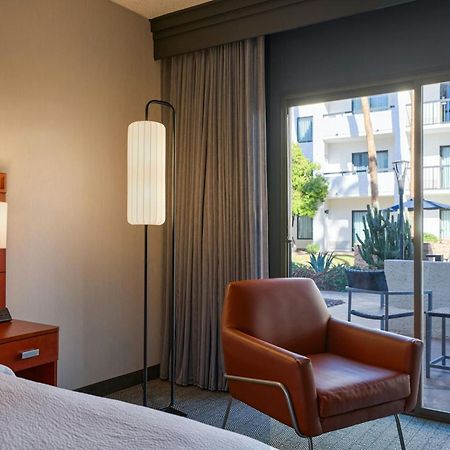 Courtyard By Marriott Phoenix North מראה חיצוני תמונה