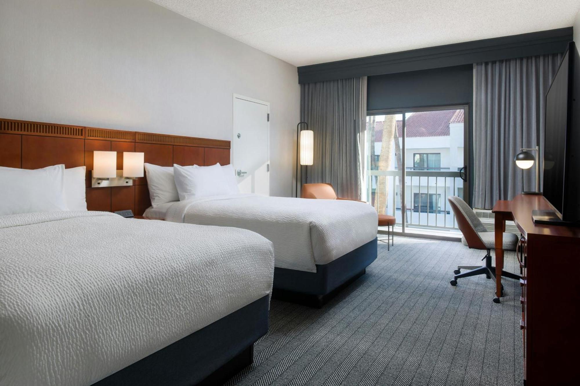 Courtyard By Marriott Phoenix North מראה חיצוני תמונה